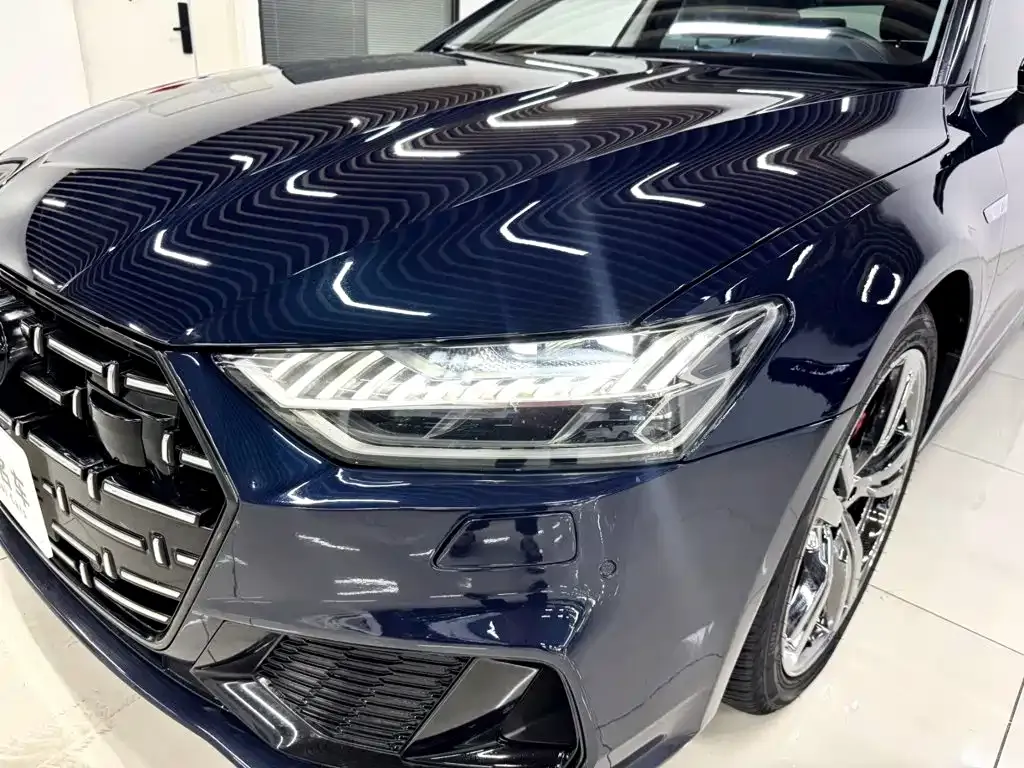 Audi A7L — фото 7
