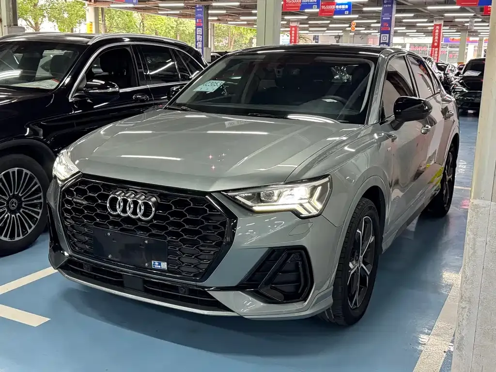 Audi Q3 Sportback — фото 1