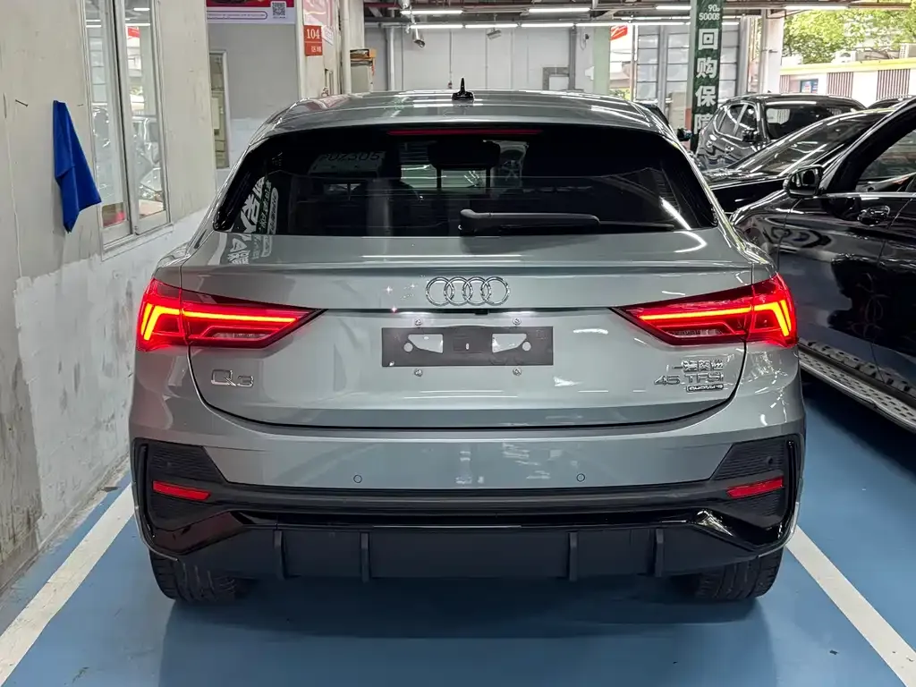 Audi Q3 Sportback — фото 5