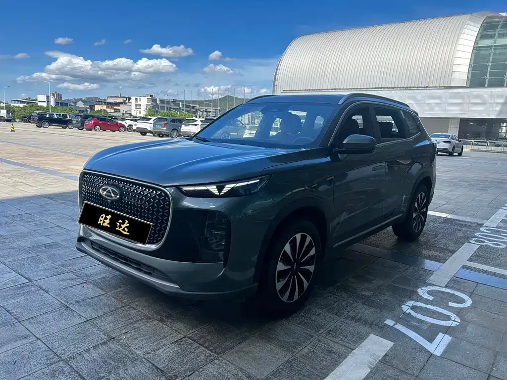 Chery Tiggo 8 PLUS — фото 1