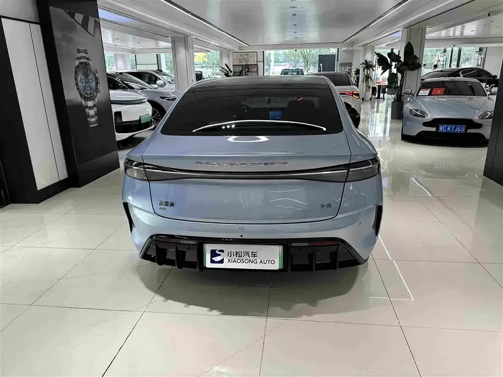 BYD Seal — фото 6