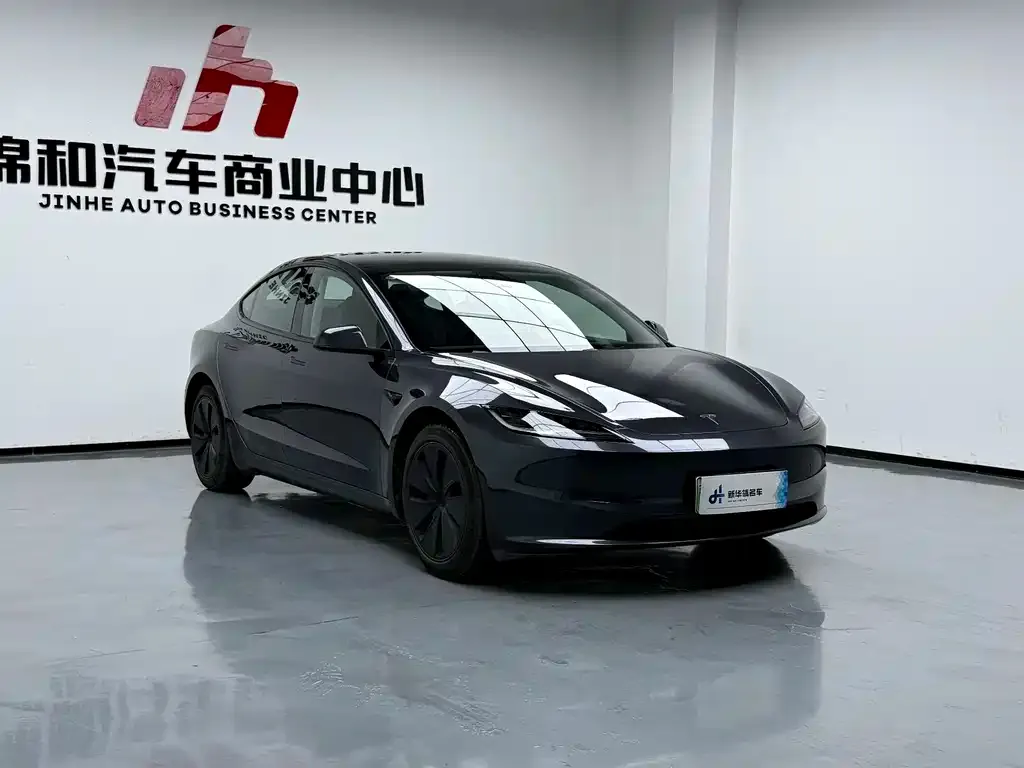 Tesla Model 3 — фото 6