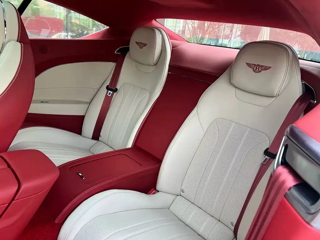 Bentley Continental — фото 6