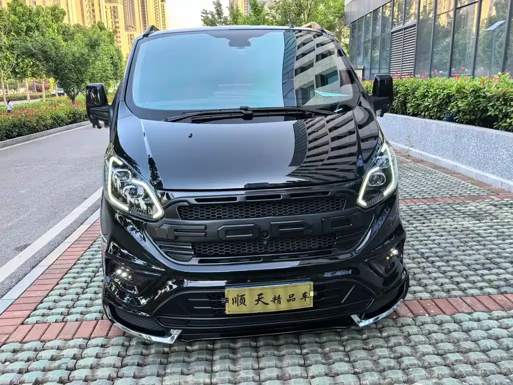 Ford Tourneo 2023 из CN, фото 6