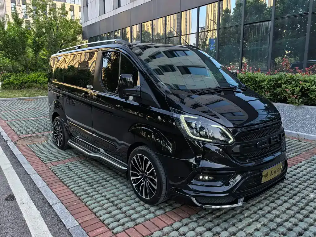 Ford Tourneo 2023 из CN, фото 5