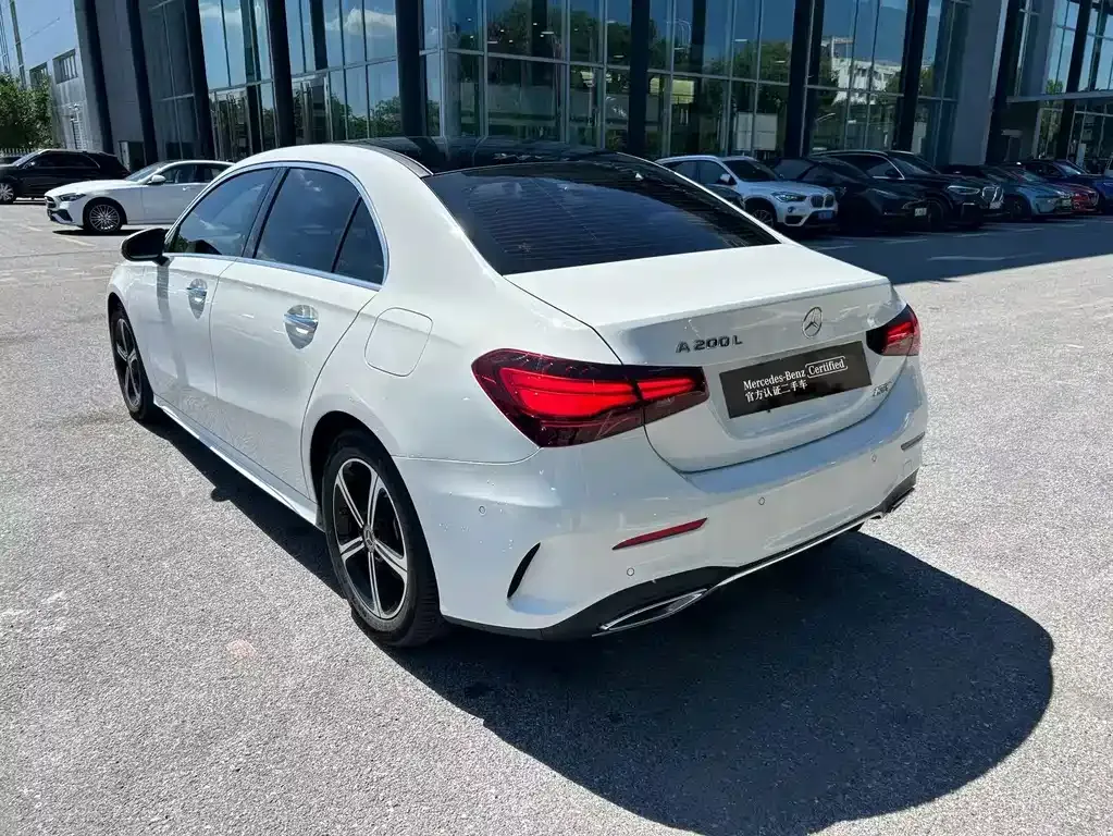 Mercedes-Benz A-Class — фото 6
