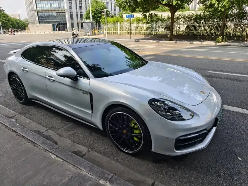 Porsche Panamera Hybrid — фото 3