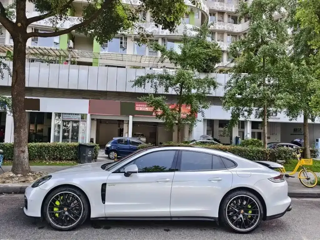 Porsche Panamera Hybrid — фото 10
