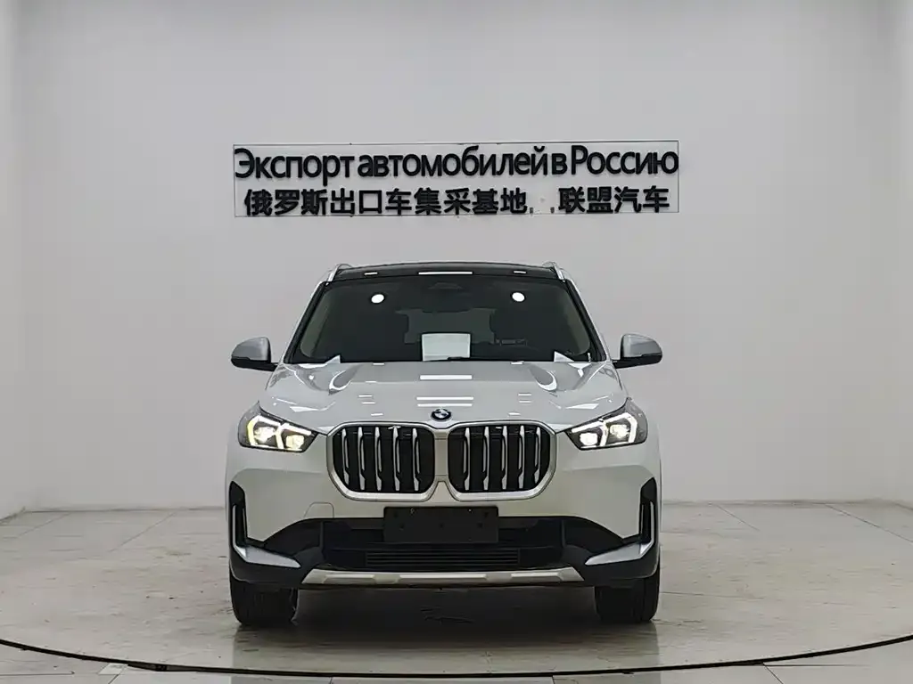 BMW X1 — фото 5