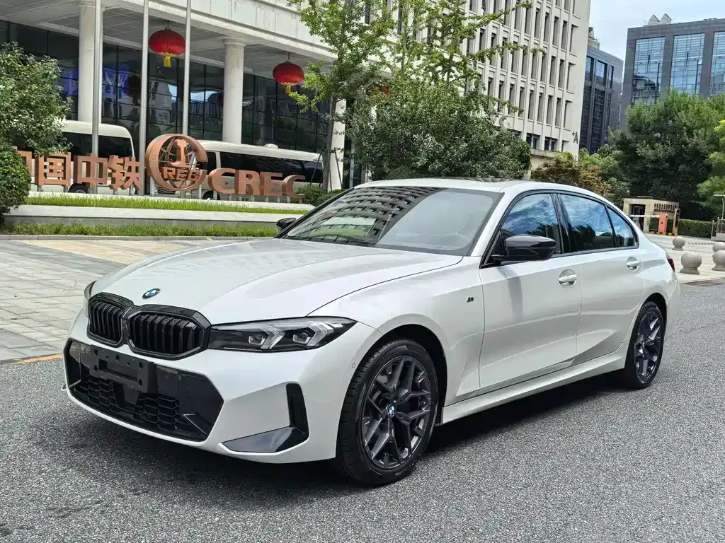 BMW 3 Series — фото 1