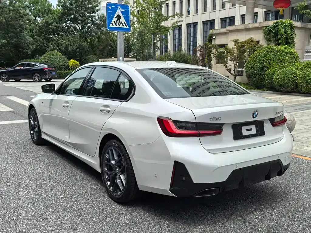 BMW 3 Series — фото 10