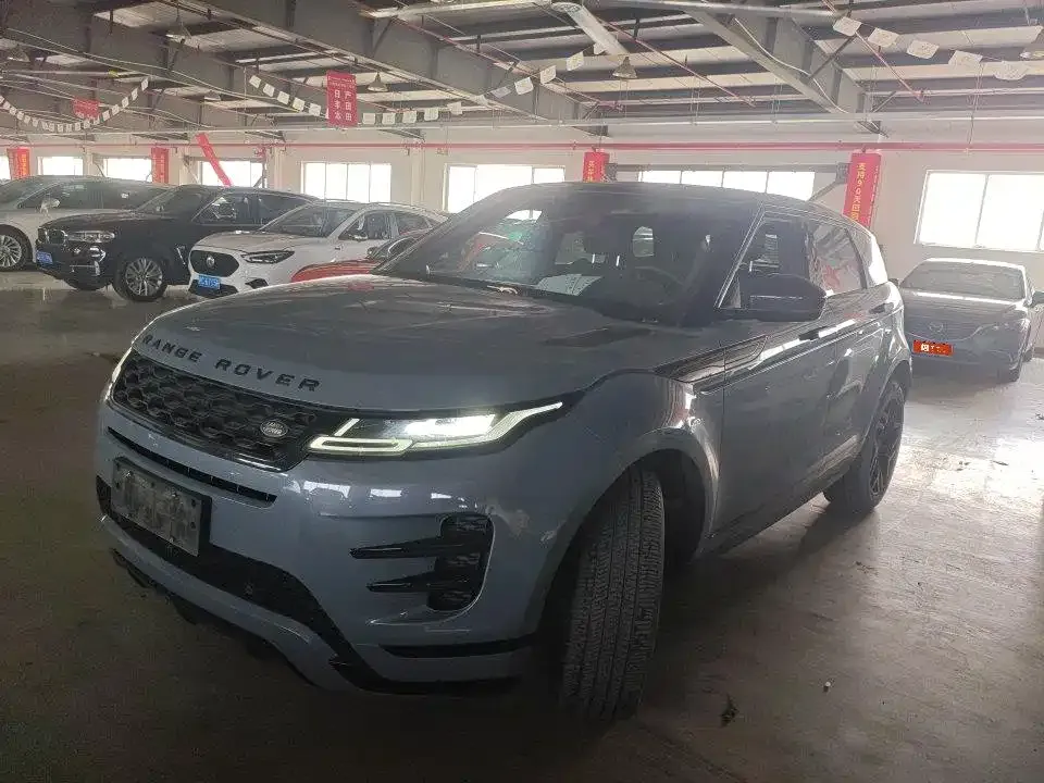 Land Rover Evoque — фото 1