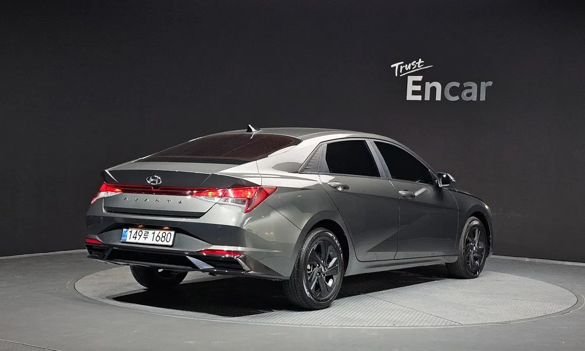 Hyundai AVANTE — фото 4