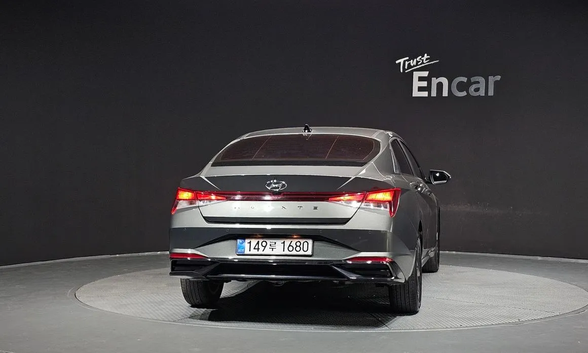 Hyundai AVANTE — фото 2