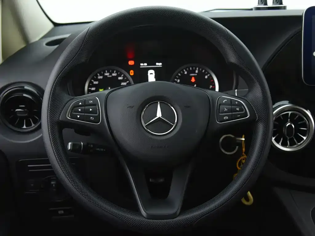 Mercedes-Benz Vito 2022 из CN, фото 8