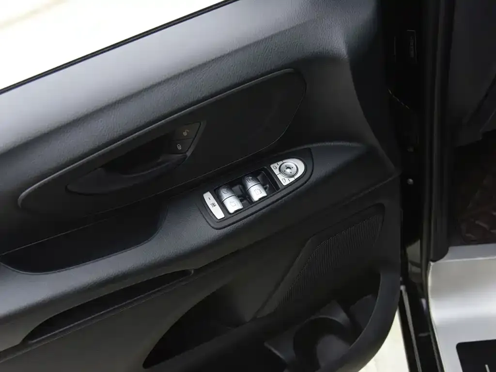 Mercedes-Benz Vito 2022 из CN, фото 5