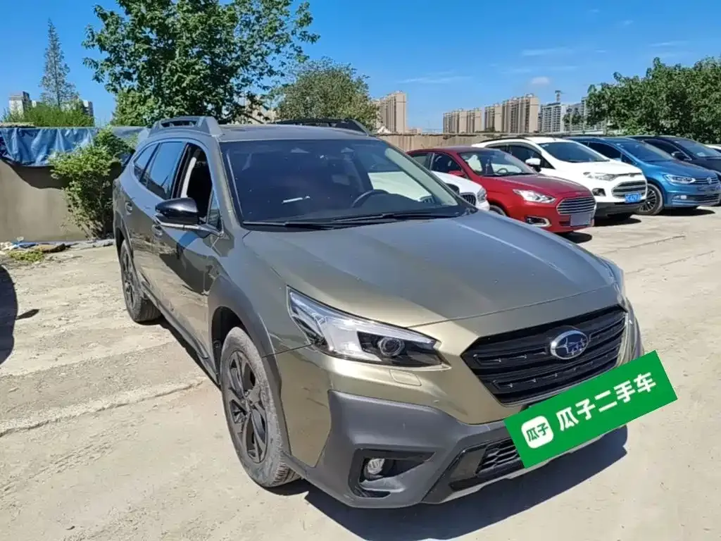 Subaru Outback — фото 10