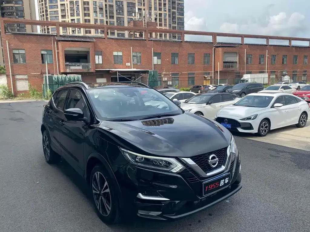 Nissan Qashqai — фото 6
