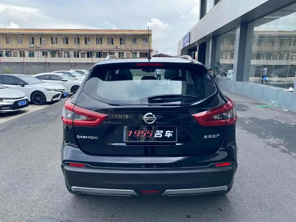 Nissan Qashqai — фото 3