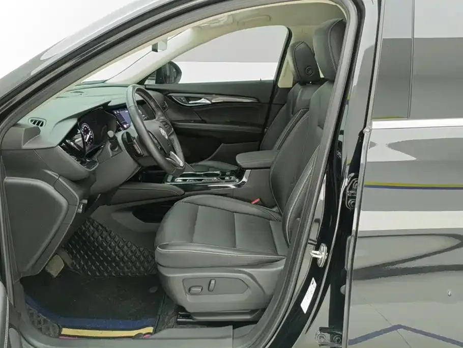 Buick Envision Plus — фото 10