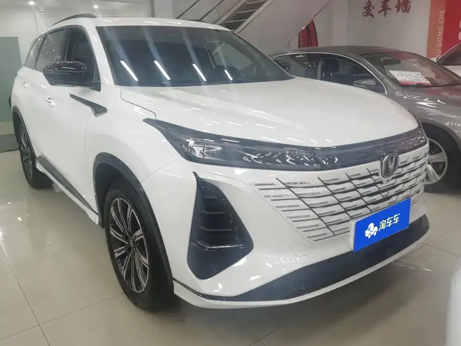 Changan CS75PLUS — фото 4