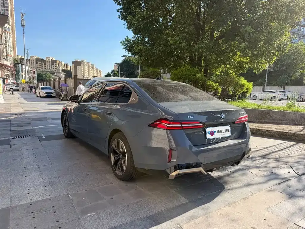 BMW i5 2024 из CN, фото 9