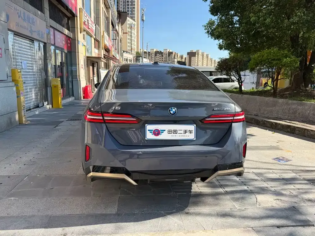 BMW i5 2024 из CN, фото 7