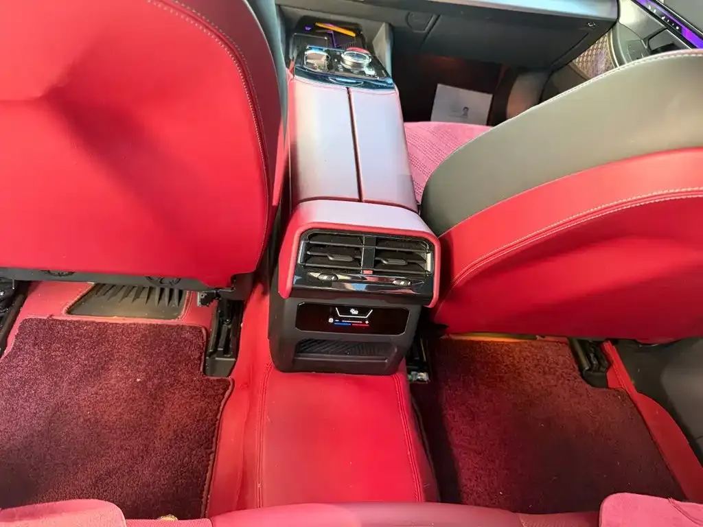 BMW i5 2024 из CN, фото 3