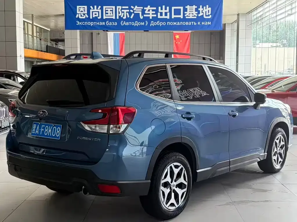 Subaru Forester — фото 9