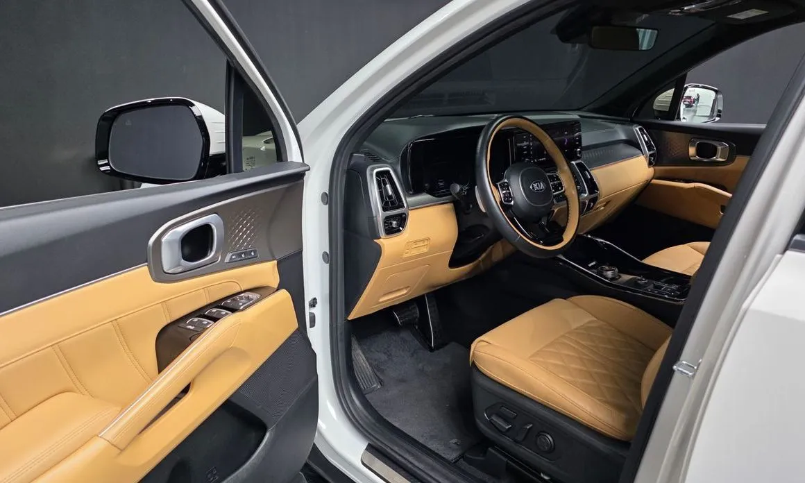 Kia Sorento — фото 9