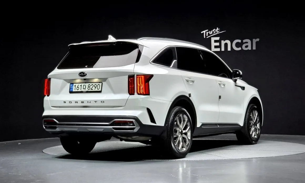 Kia Sorento — фото 4