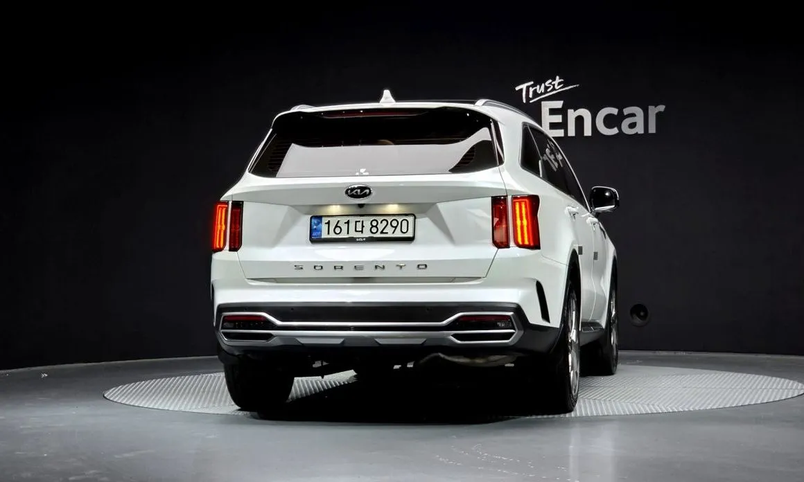 Kia Sorento — фото 3