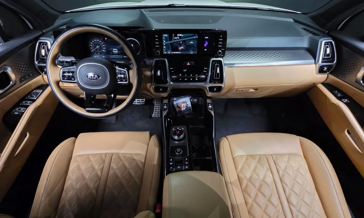 Kia Sorento — фото 6