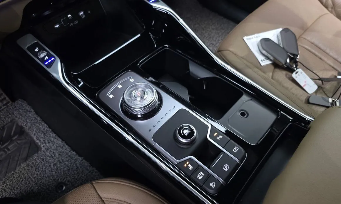 Kia Sorento — фото 3
