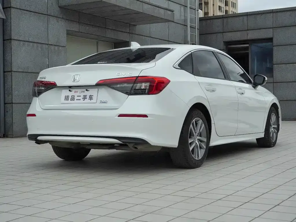 Honda Civic — фото 4