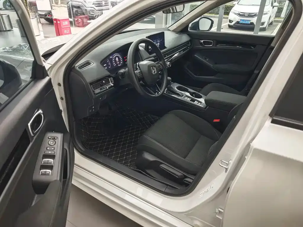 Honda Civic — фото 5