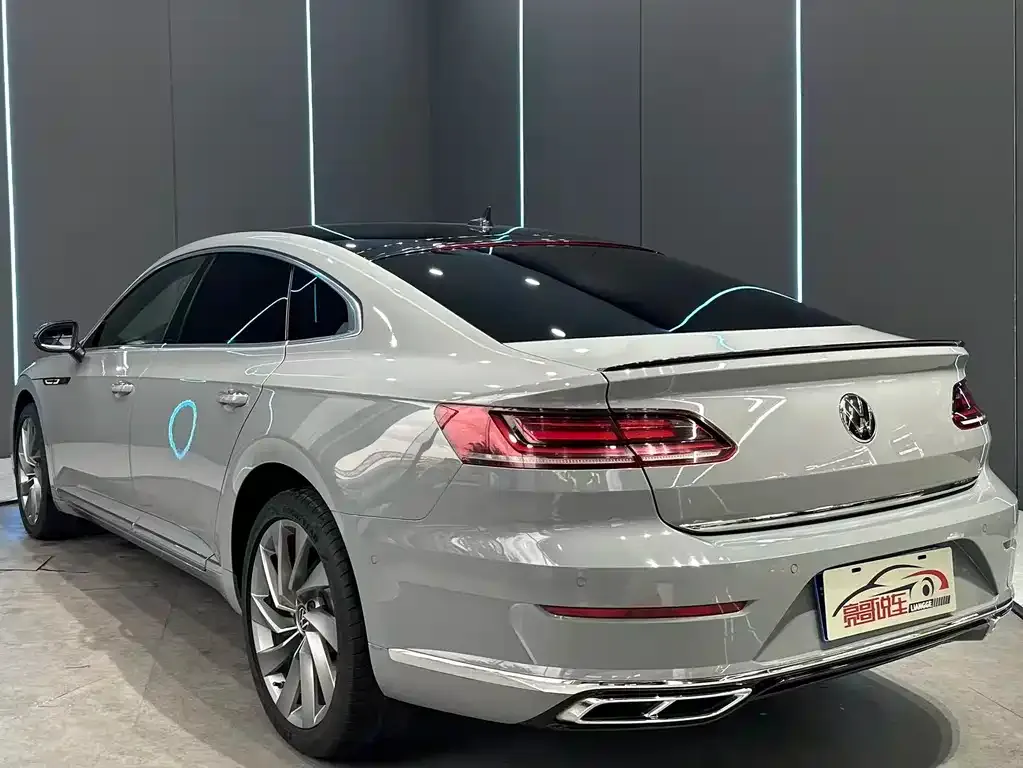 Volkswagen CC — фото 10