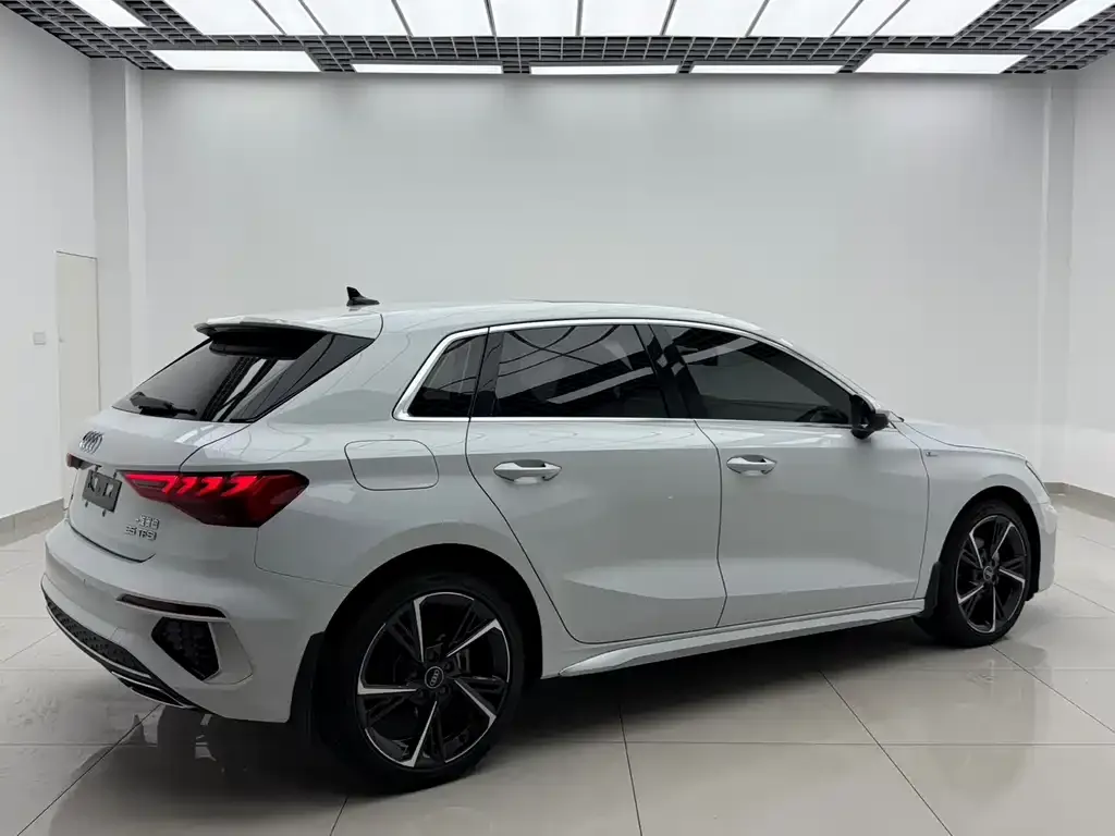 Audi A3 — фото 10