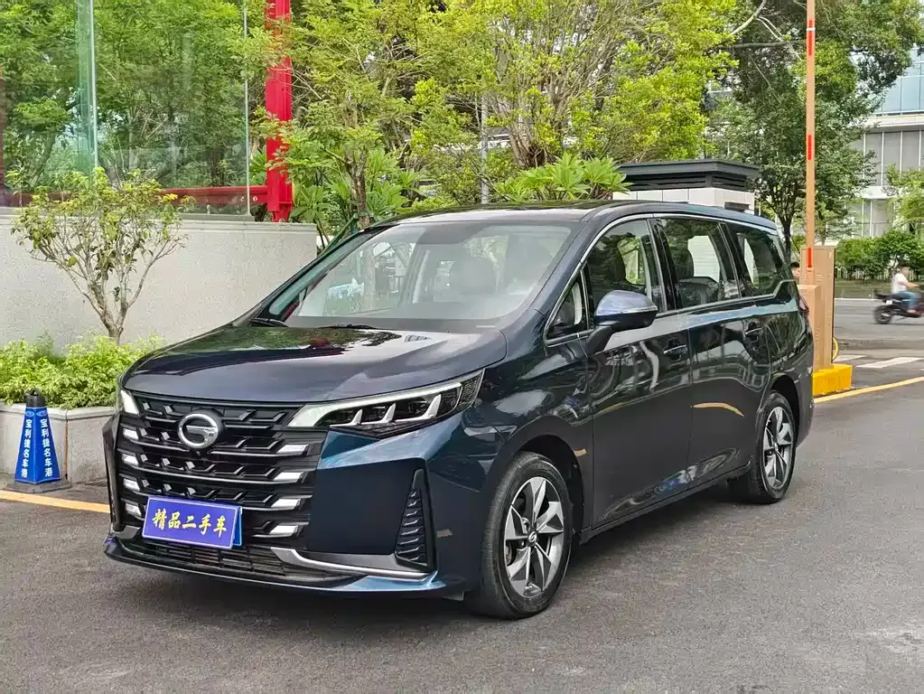 GAC Motor Trumpchi M6 — фото 1