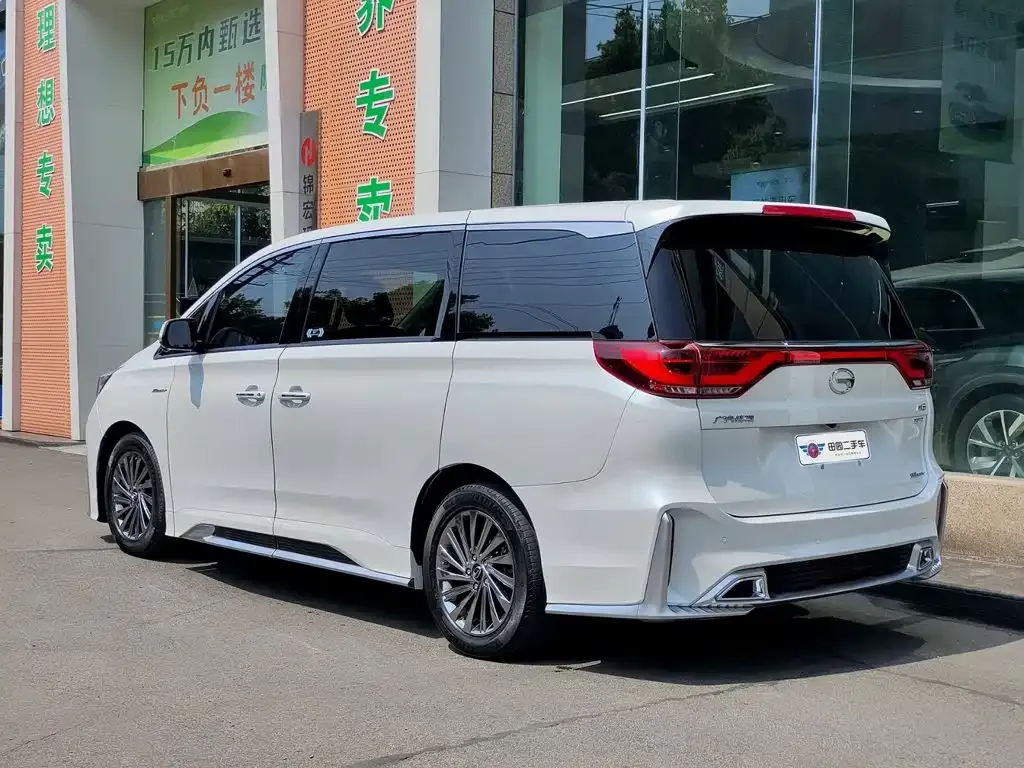 GAC Motor Trumpchi M8 — фото 2