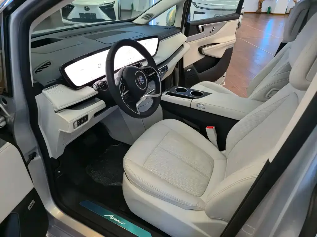 Buick GL8 Hybrid — фото 8