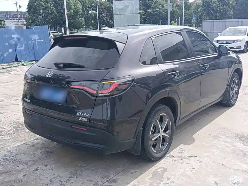 Honda ZR-V 2023 из CN, фото 4