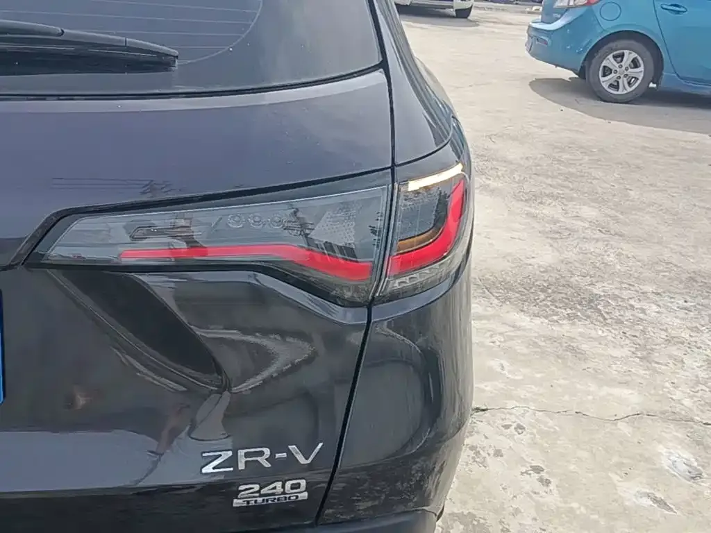 Honda ZR-V 2023 из CN, фото 2