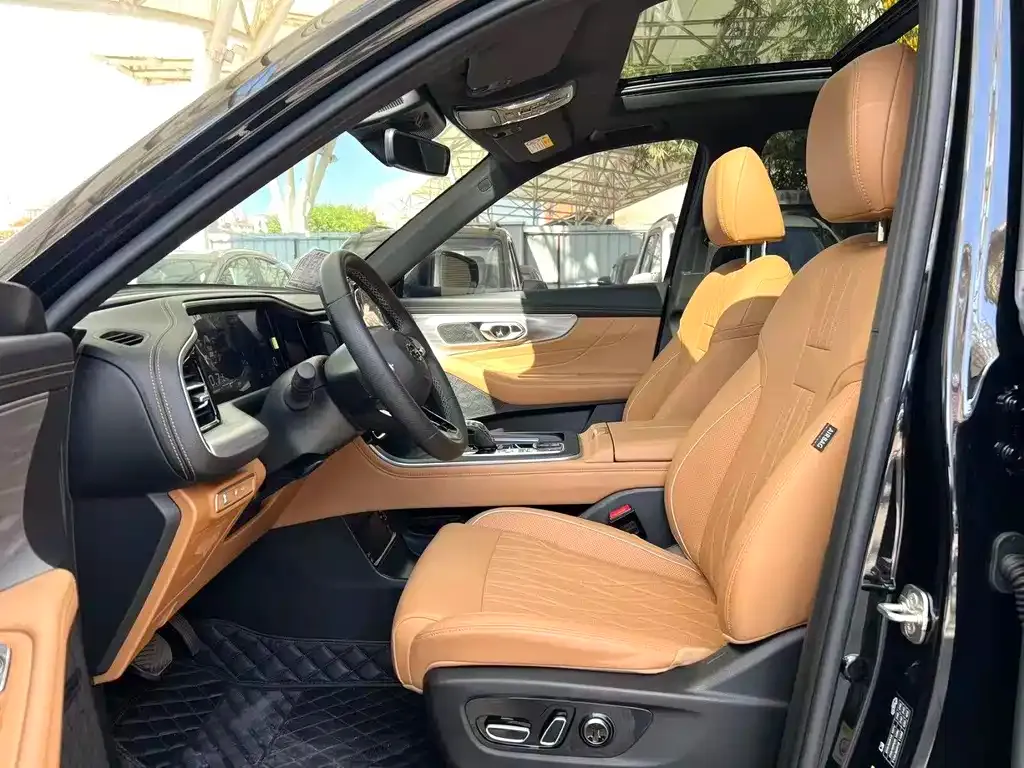 GAC Motor Trumpchi GS8 — фото 6