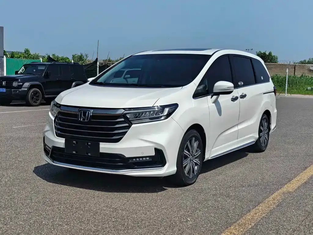Honda Odyssey — фото 1
