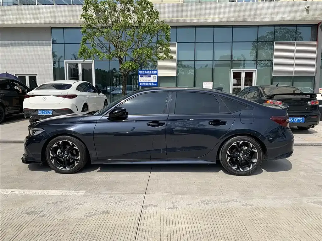Honda Civic — фото 7