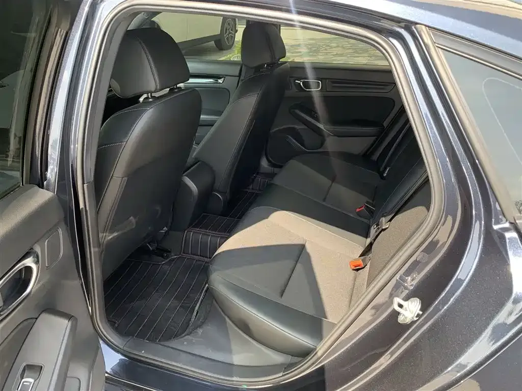 Honda Civic — фото 3