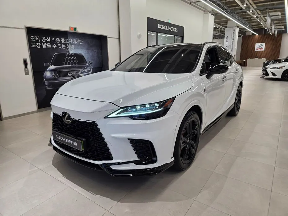 Lexus RX — фото 1