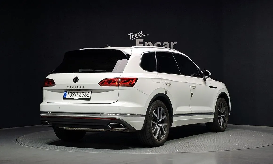 Volkswagen Touareg 2023 из KR, фото 10