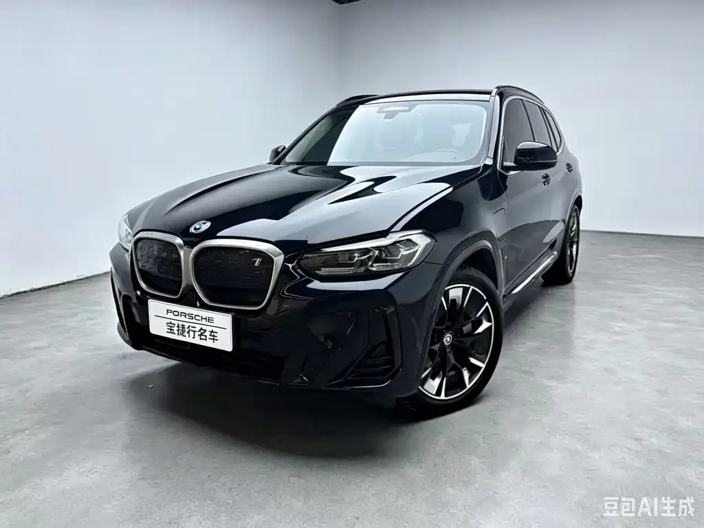 BMW iX3 — фото 1